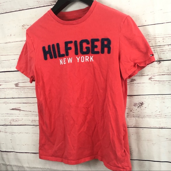 Tommy Hilfiger t-shirt - Picture 2 of 8